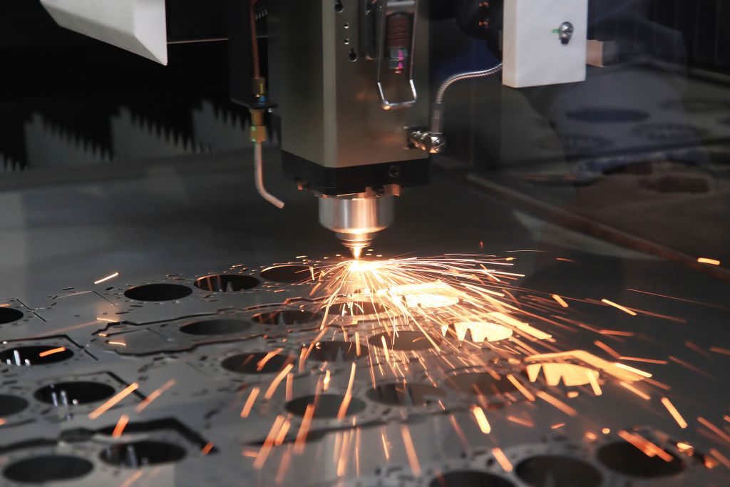 cnc-laserschneiden-metall.png	